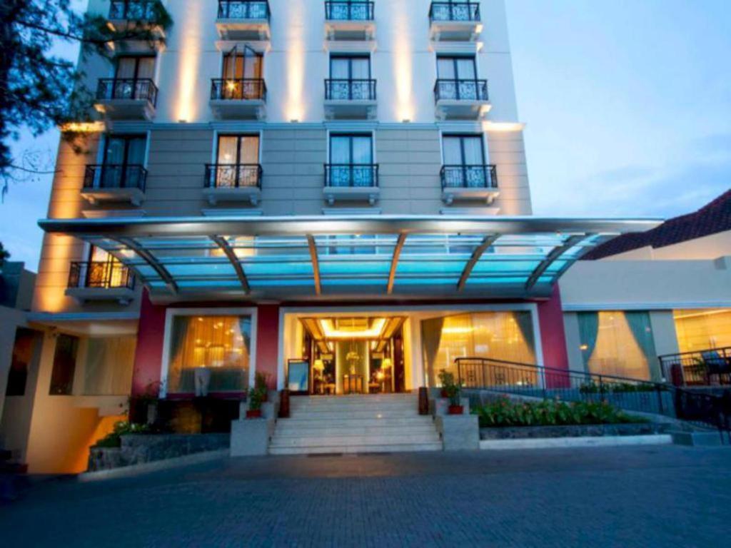 Asmila Boutique Hotel Bandung Esterno foto