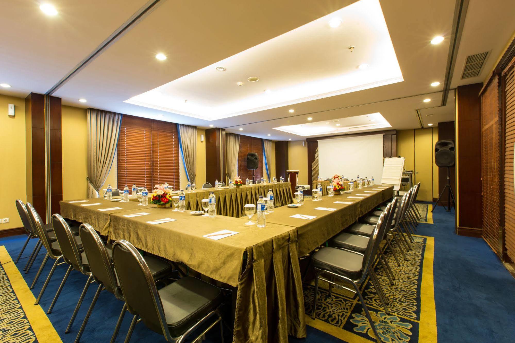 Asmila Boutique Hotel Bandung Esterno foto