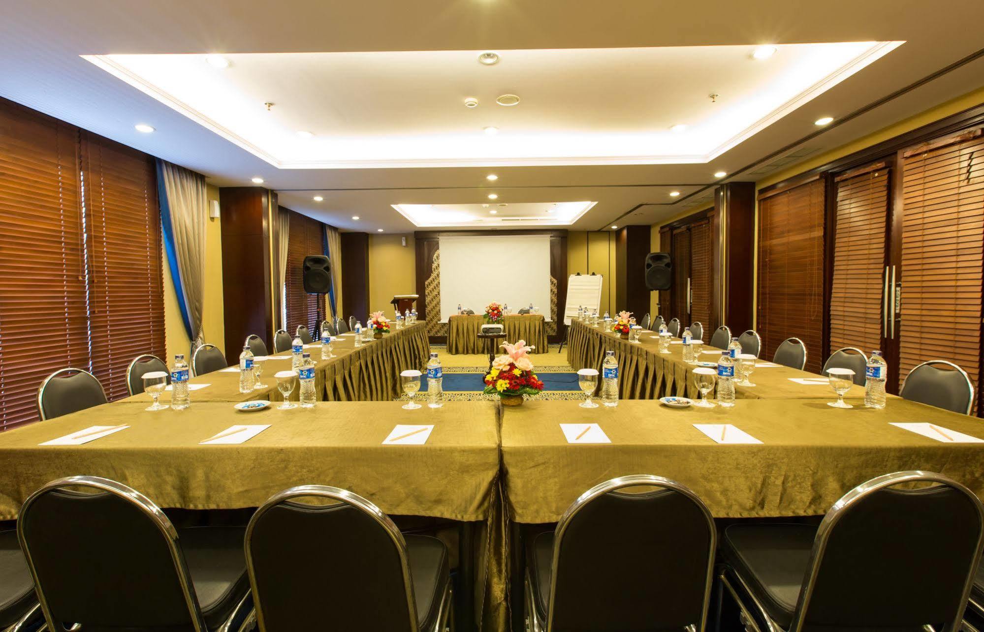 Asmila Boutique Hotel Bandung Esterno foto